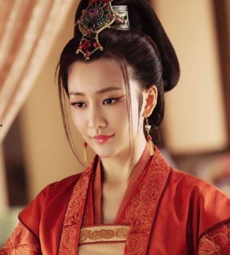 红颜祸水,古代美女与王朝兴衰的纠葛